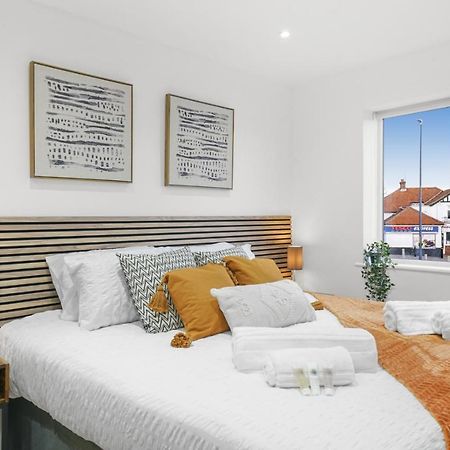 Modern Bungalow In Maidstone Sleeps 5 With Free Parking Luaran gambar