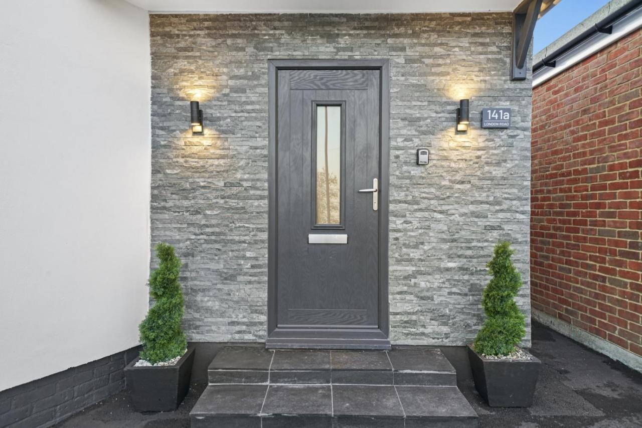 Modern Bungalow In Maidstone Sleeps 5 With Free Parking Luaran gambar