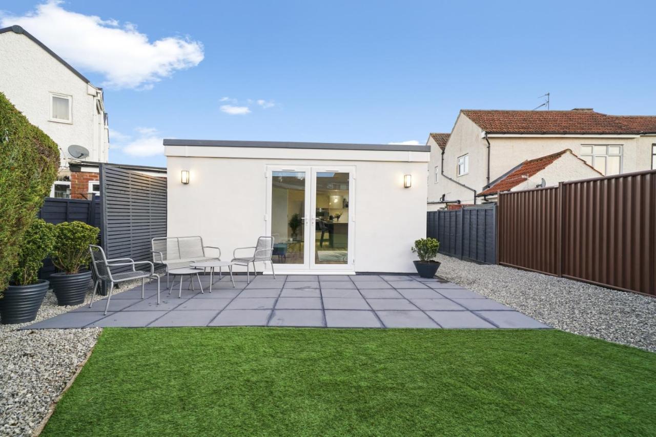 Modern Bungalow In Maidstone Sleeps 5 With Free Parking Luaran gambar
