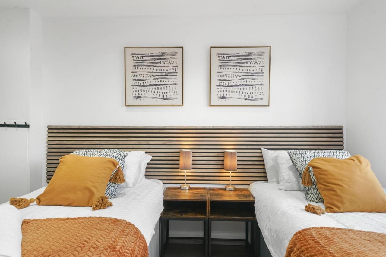 Modern Bungalow In Maidstone Sleeps 5 With Free Parking Luaran gambar